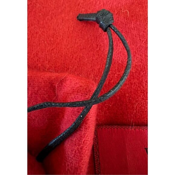 VALENTINO Garavani - Pair of Flannel Drawstring Shoe Bags. 14.5" x 11.5" NEW! - Picture 5 of 11